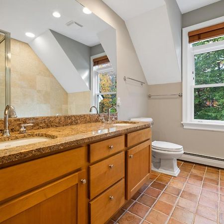 Stratton Springs Top Tier End Unit Exterior photo
