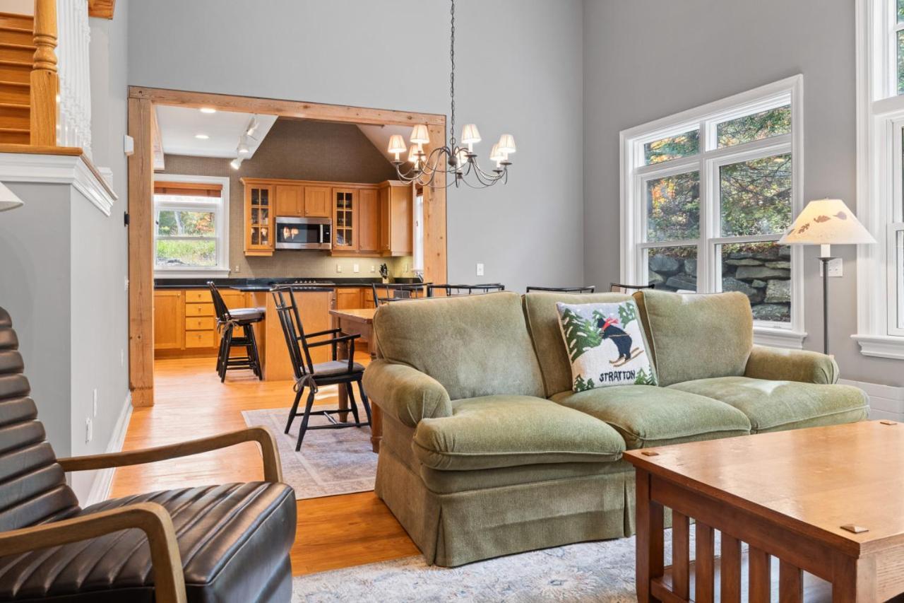 Stratton Springs Top Tier End Unit Exterior photo